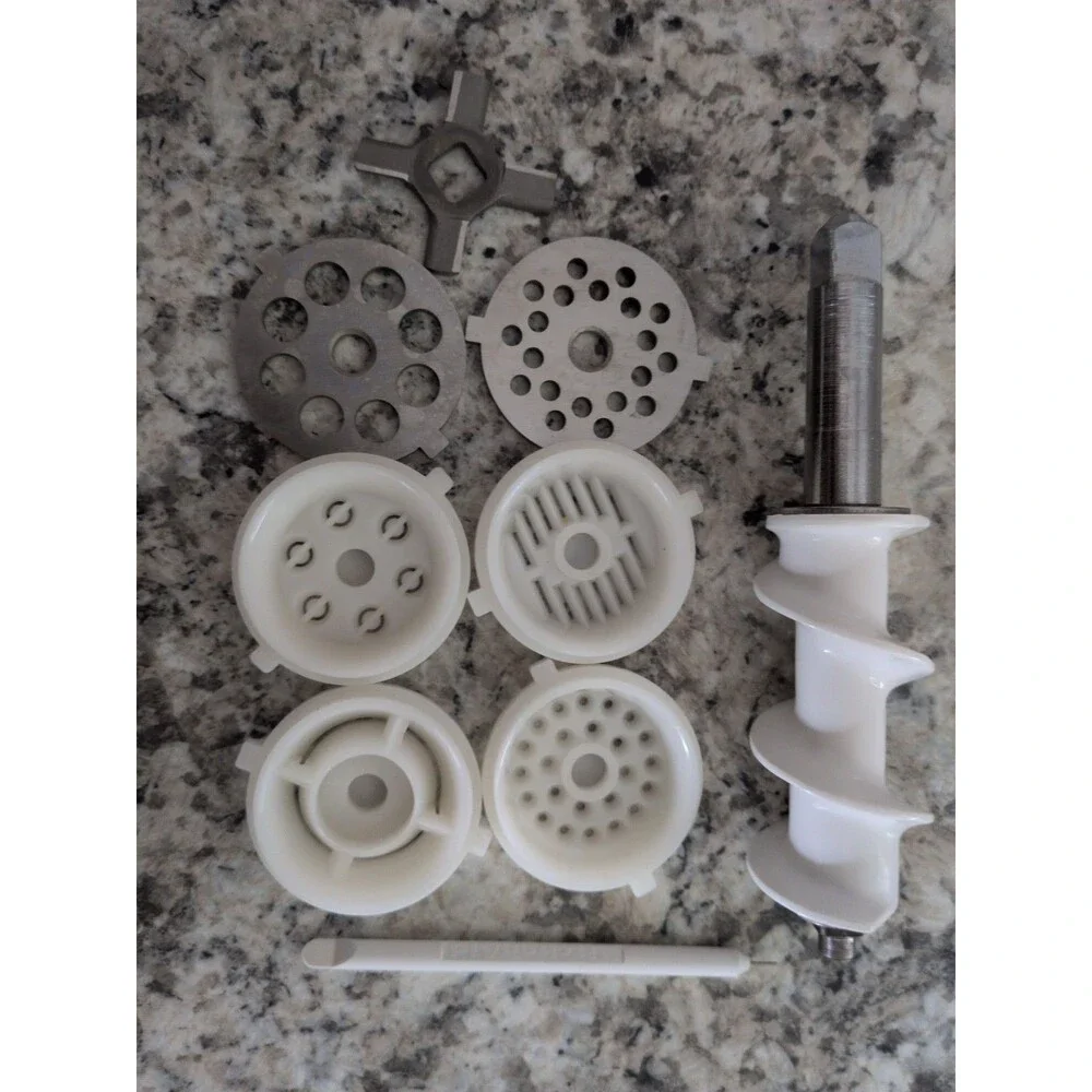 VTG. Kitchenaid Pasta Maker & Food Grinder Attachment MODEL # SN/FG-A